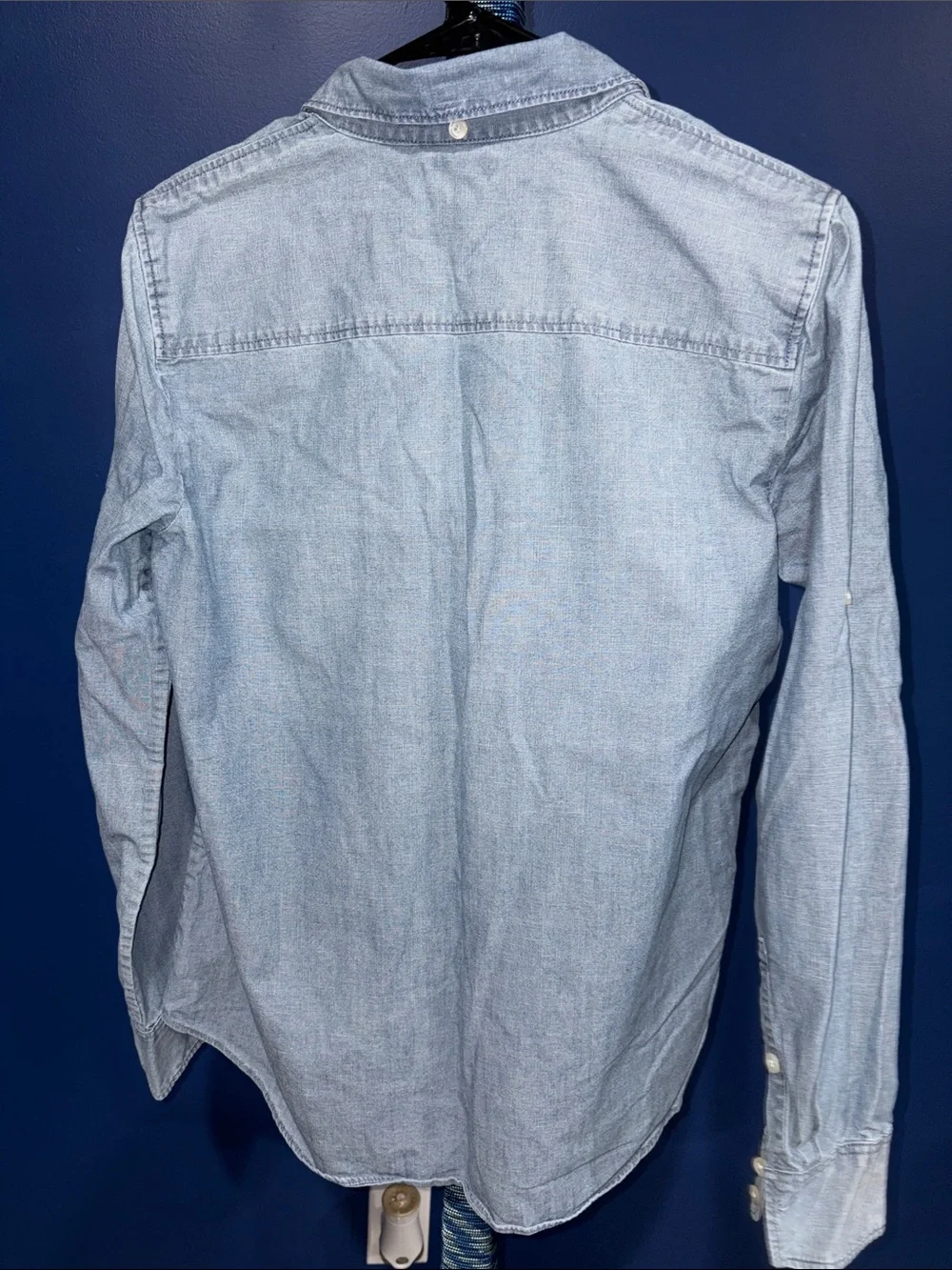 J.Crew -Chambray Button-Down Shirt – Size Medium - Picture 5 of 15